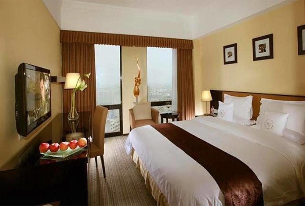 Heyuan Great International Hotel Bagian luar foto