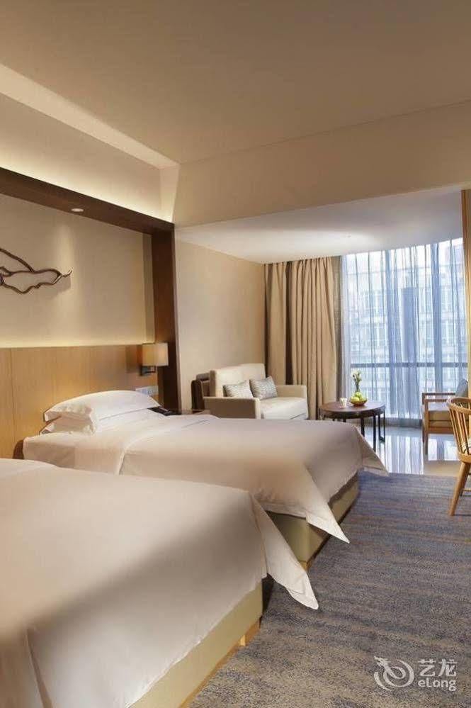 Heyuan Great International Hotel Bagian luar foto