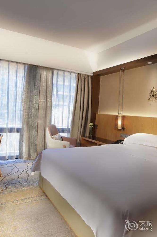 Heyuan Great International Hotel Bagian luar foto