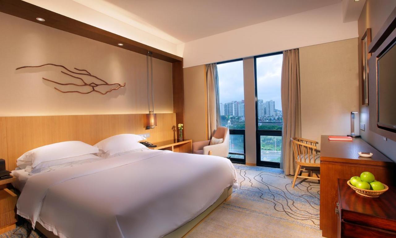 Heyuan Great International Hotel Bagian luar foto